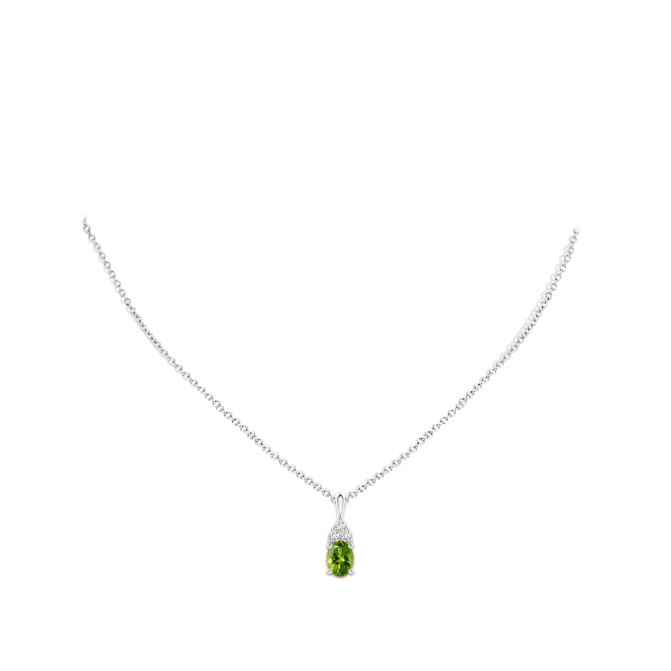 8x6mm AAAA Oval Peridot Solitaire Pendant with Trio Diamond in White Gold body-neck