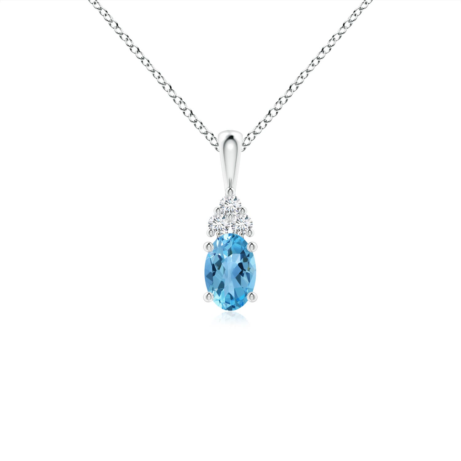 AA - Swiss Blue Topaz / 0.6 CT / 14 KT White Gold