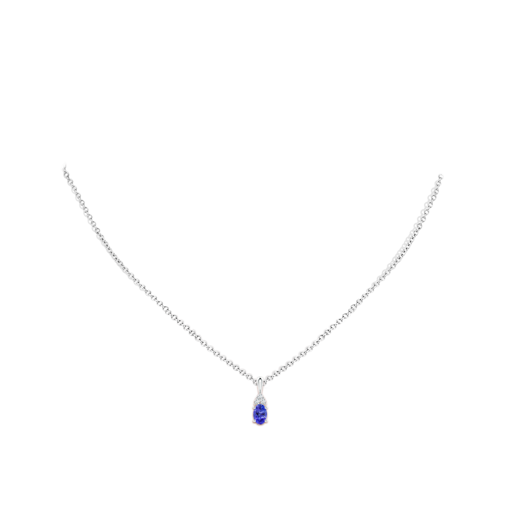 6x4mm AAAA Oval Tanzanite Solitaire Pendant with Trio Diamond in S999 Silver Body-Neck