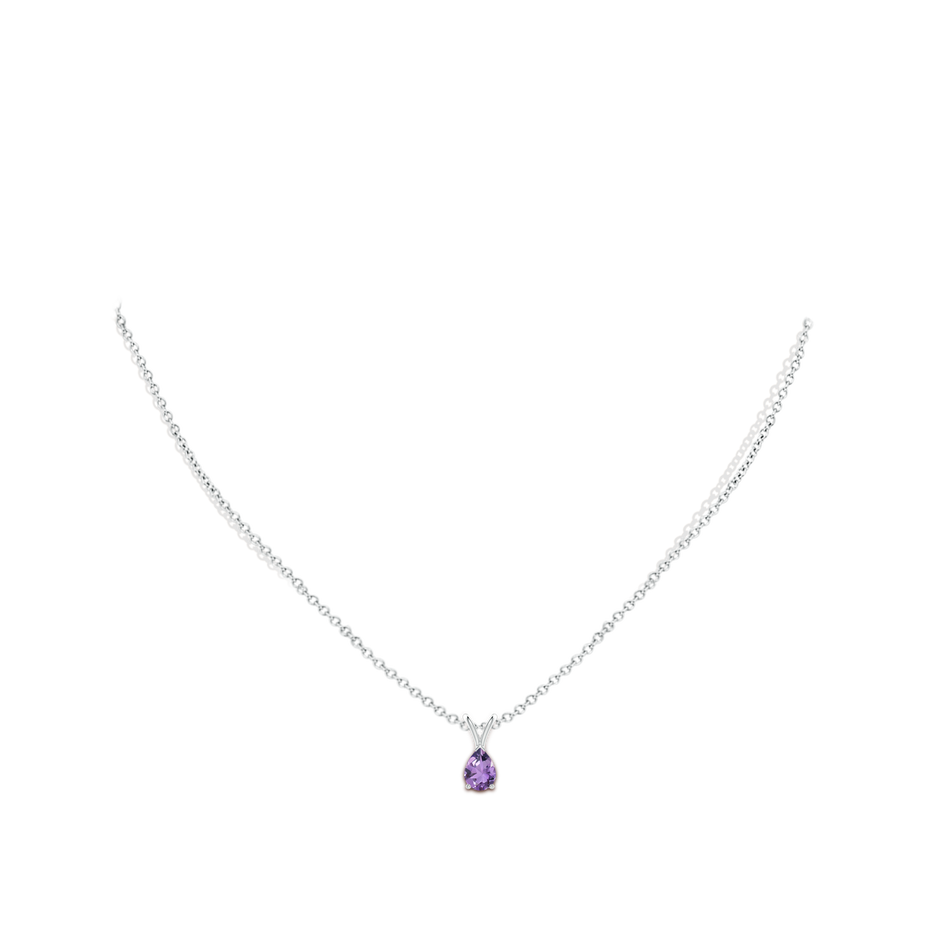 7x5mm A V-Bale Pear-Shaped Amethyst Solitaire Pendant in P950 Platinum pen