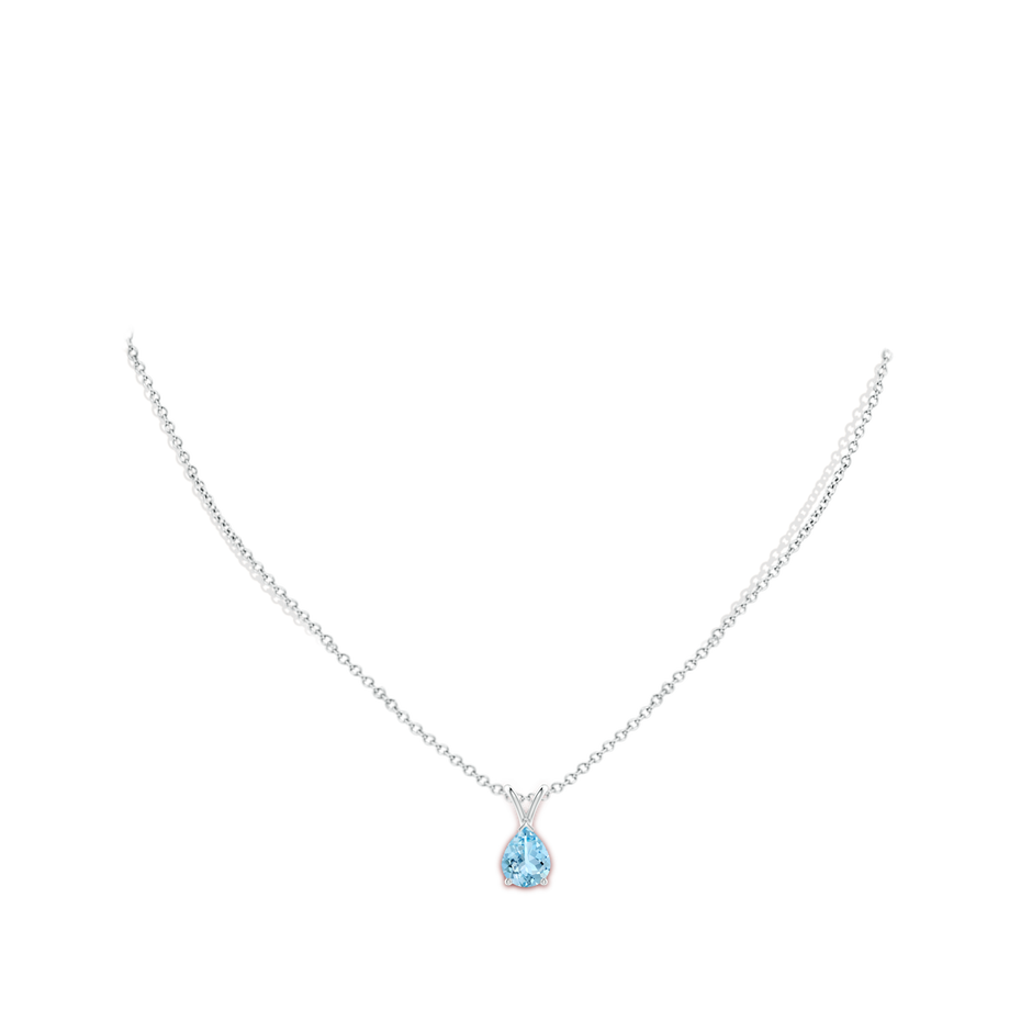 9x7mm AAAA V-Bale Pear-Shaped Aquamarine Solitaire Pendant in White Gold body-neck