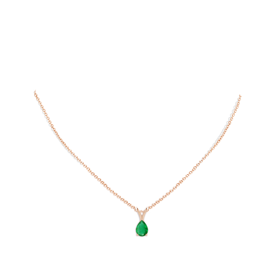 7x5mm AA V-Bale Pear-Shaped Emerald Solitaire Pendant in Rose Gold pen