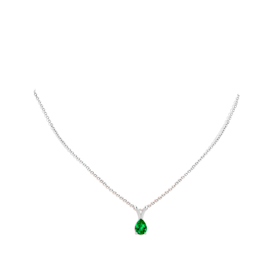7x5mm AAAA V-Bale Pear-Shaped Emerald Solitaire Pendant in P950 Platinum pen