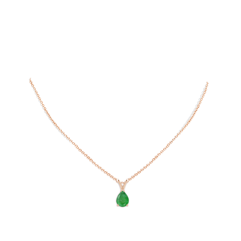 8x6mm A V-Bale Pear-Shaped Emerald Solitaire Pendant in Rose Gold pen