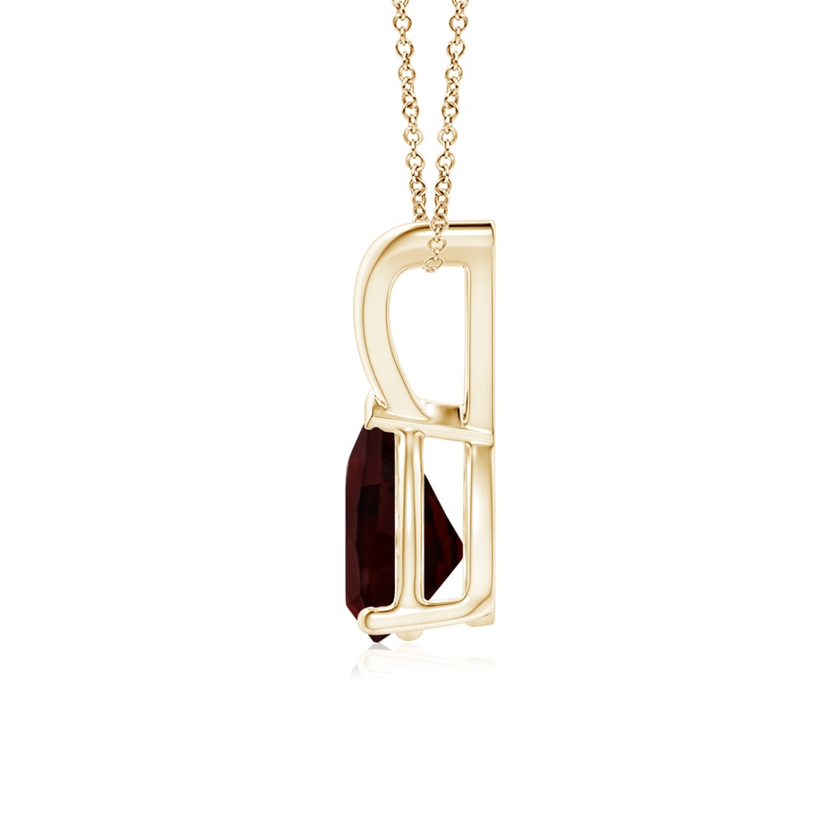 7x5mm A V-Bale Pear-Shaped Garnet Solitaire Pendant in Yellow Gold side 199