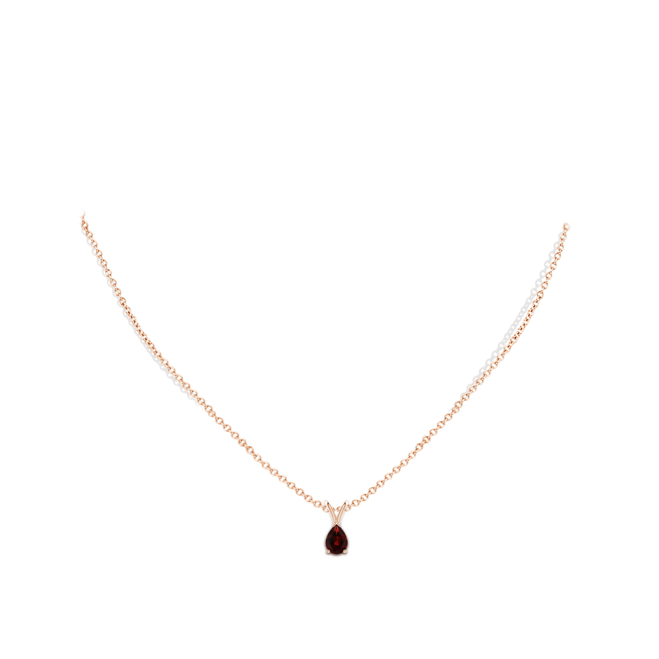 7x5mm AA V-Bale Pear-Shaped Garnet Solitaire Pendant in 9K Rose Gold pen