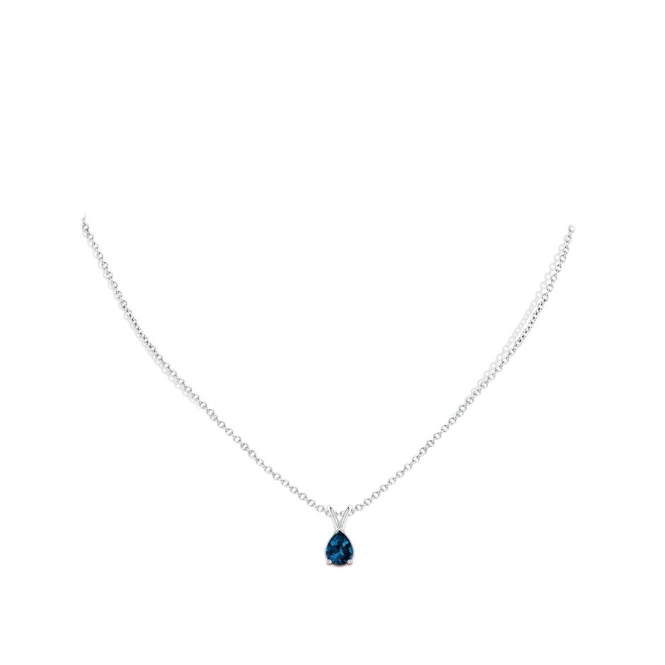 8x6mm AAAA V-Bale Pear-Shaped London Blue Topaz Solitaire Pendant in P950 Platinum pen