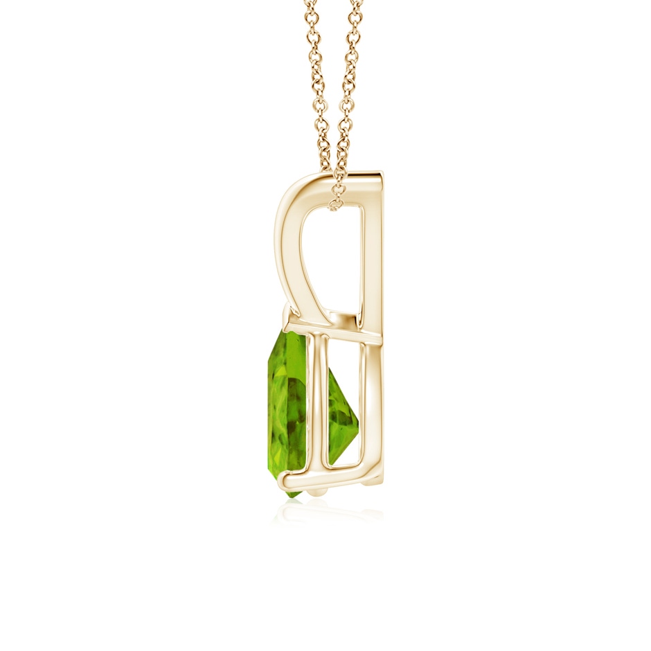 7x5mm AAAA V-Bale Pear-Shaped Peridot Solitaire Pendant in 18K Yellow Gold side 199