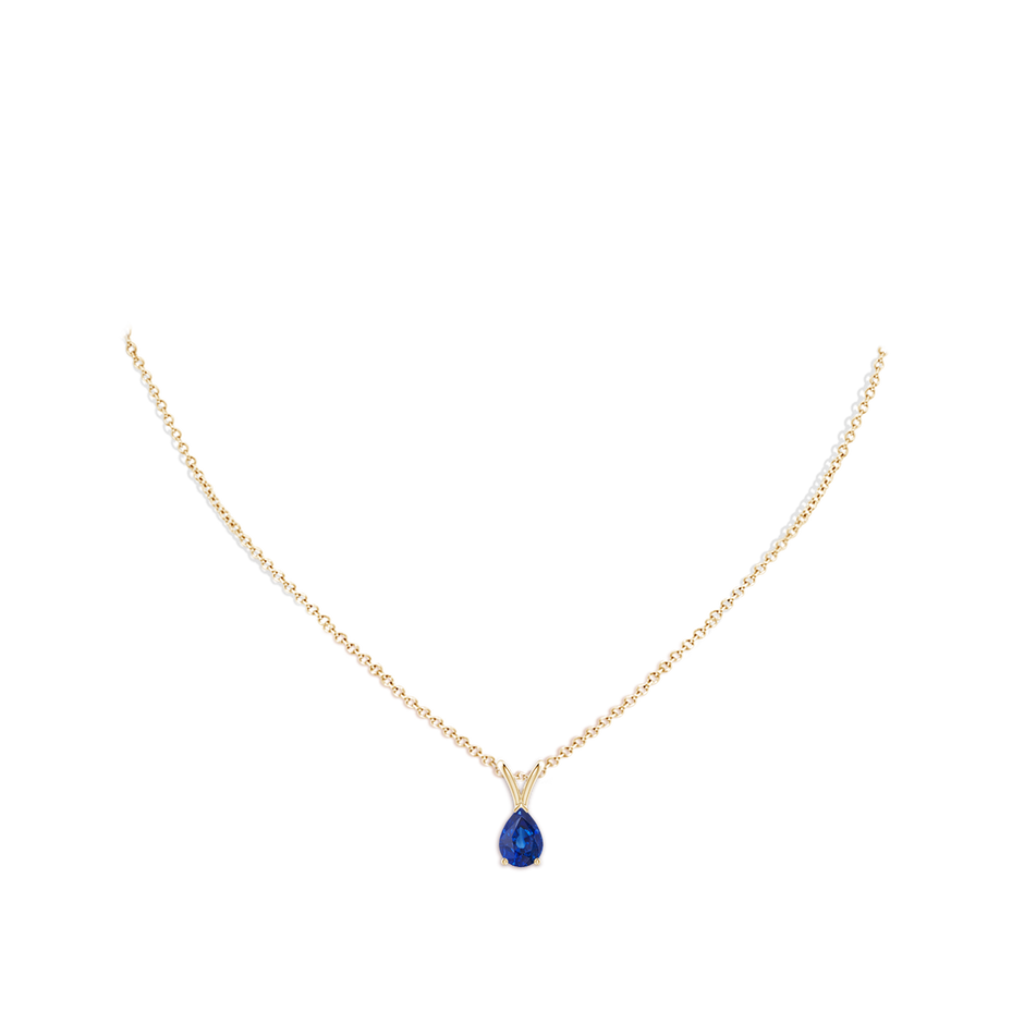 7x5mm AAA V-Bale Pear-Shaped Blue Sapphire Solitaire Pendant in Yellow Gold pen