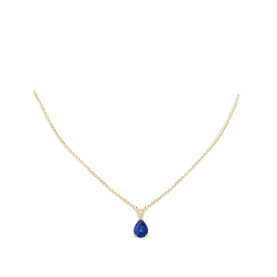 8x6mm AAA V-Bale Pear-Shaped Blue Sapphire Solitaire Pendant in Yellow Gold pen
