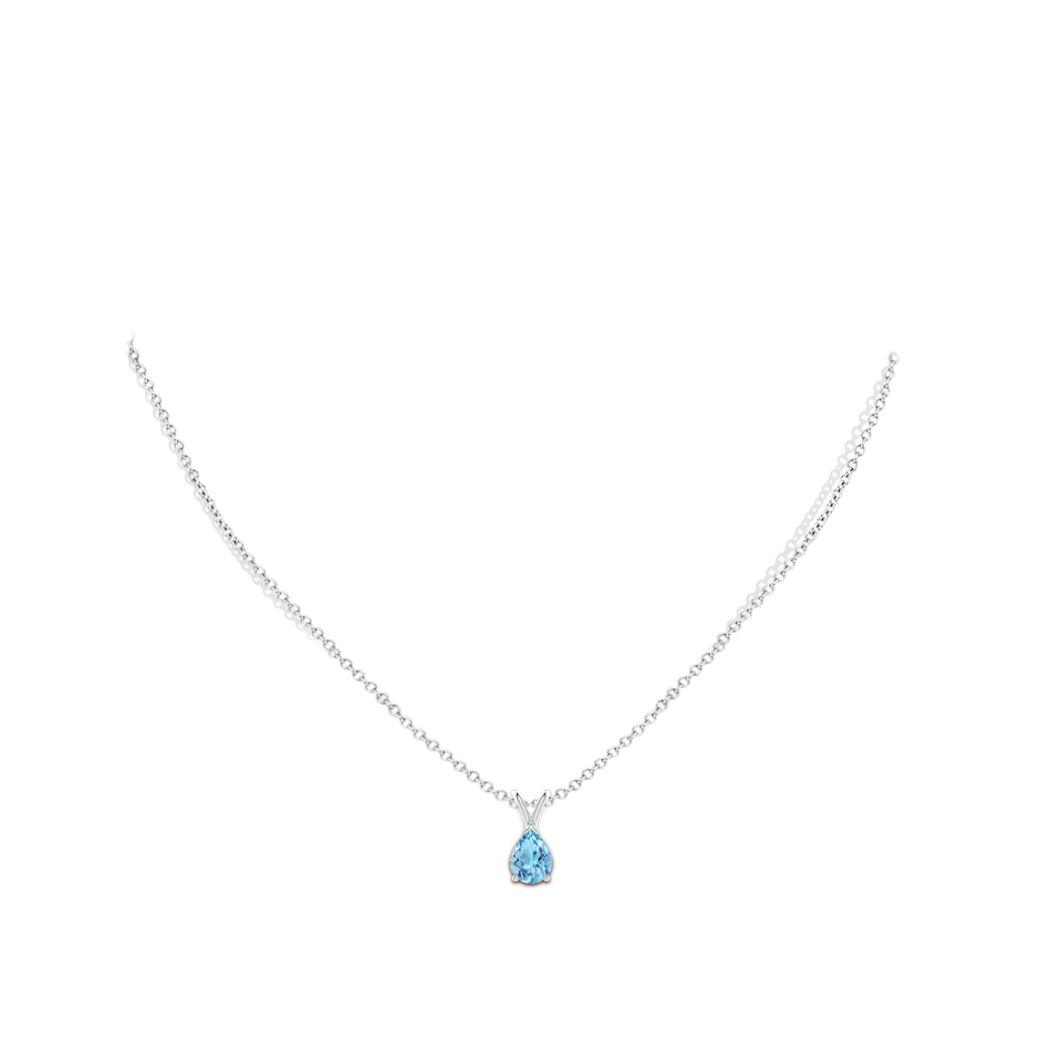 8x6mm A V-Bale Pear-Shaped Swiss Blue Topaz Solitaire Pendant in 18K White Gold pen