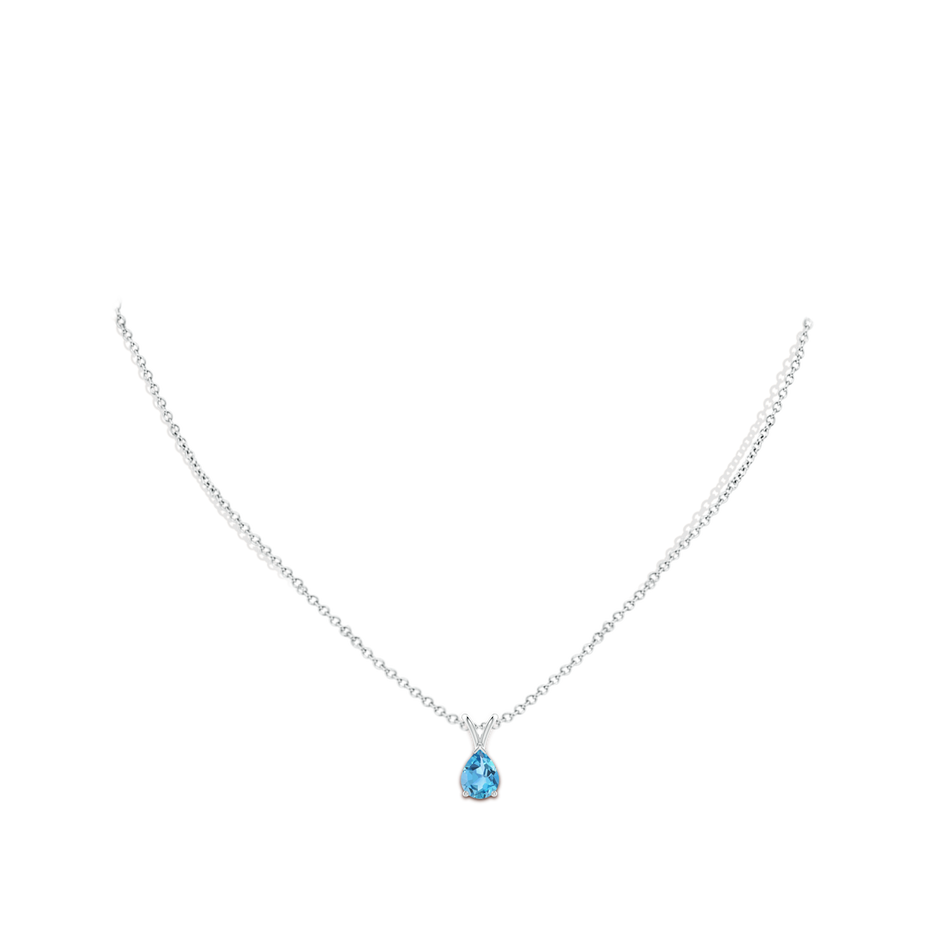 8x6mm AA V-Bale Pear-Shaped Swiss Blue Topaz Solitaire Pendant in 18K White Gold pen