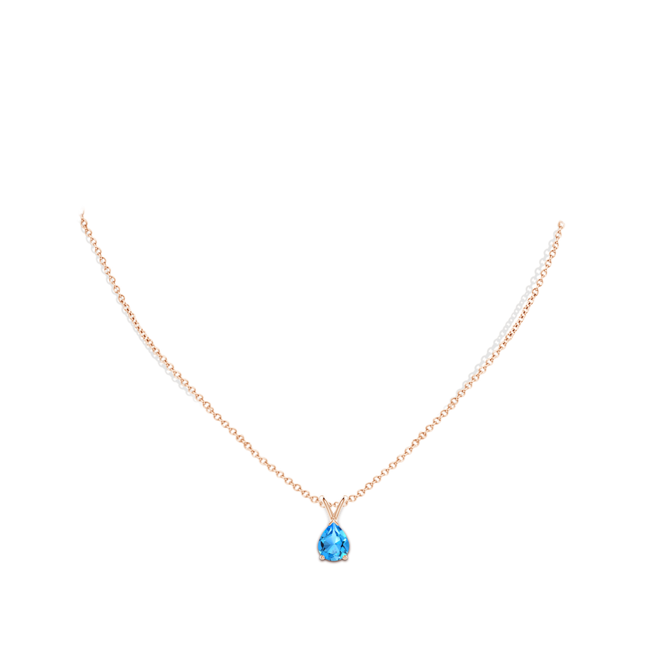 9x7mm AAAA V-Bale Pear-Shaped Swiss Blue Topaz Solitaire Pendant in 18K Rose Gold pen
