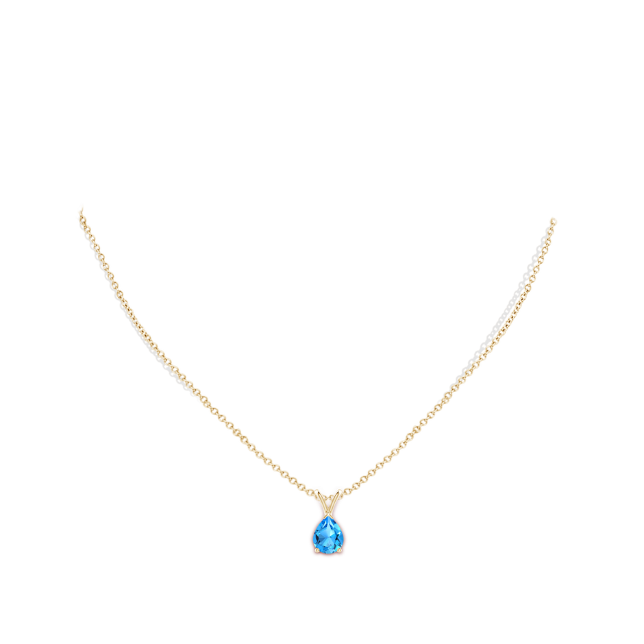 9x7mm AAAA V-Bale Pear-Shaped Swiss Blue Topaz Solitaire Pendant in Yellow Gold body-neck