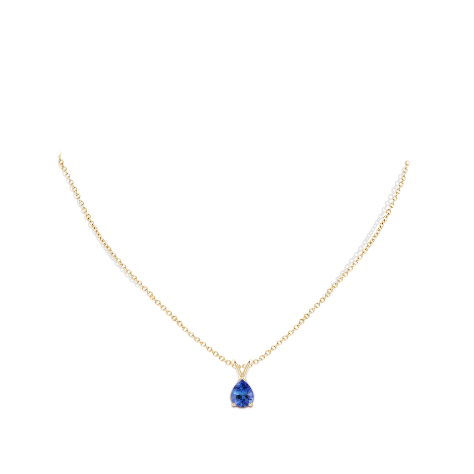 9x7mm AA V-Bale Pear-Shaped Tanzanite Solitaire Pendant in Yellow Gold pen