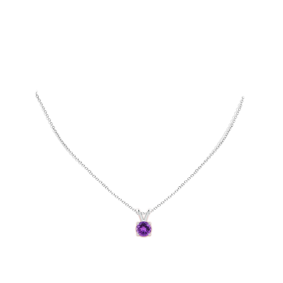 8mm AAA V-Bale Round Amethyst Solitaire Pendant in 18K White Gold pen