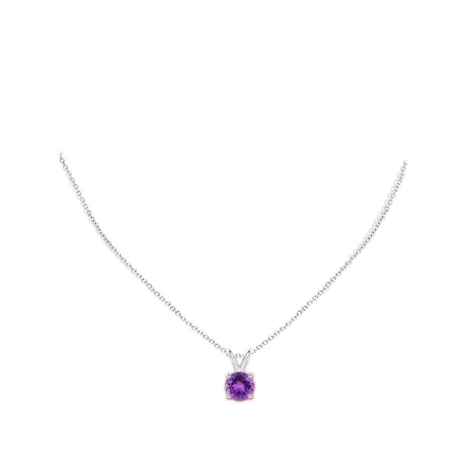9mm AAA V-Bale Round Amethyst Solitaire Pendant in White Gold pen