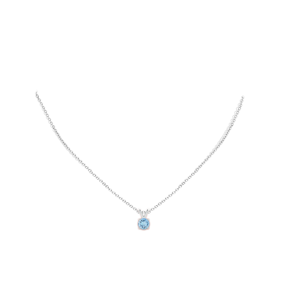 6mm AAAA V-Bale Round Aquamarine Solitaire Pendant in White Gold pen