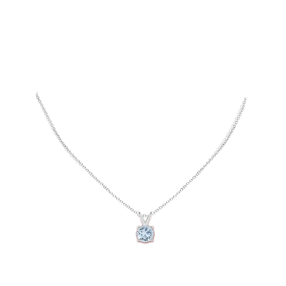 9mm A V-Bale Round Aquamarine Solitaire Pendant in White Gold pen