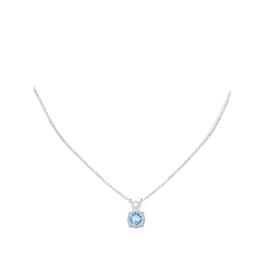 9mm AAA V-Bale Round Aquamarine Solitaire Pendant in White Gold pen