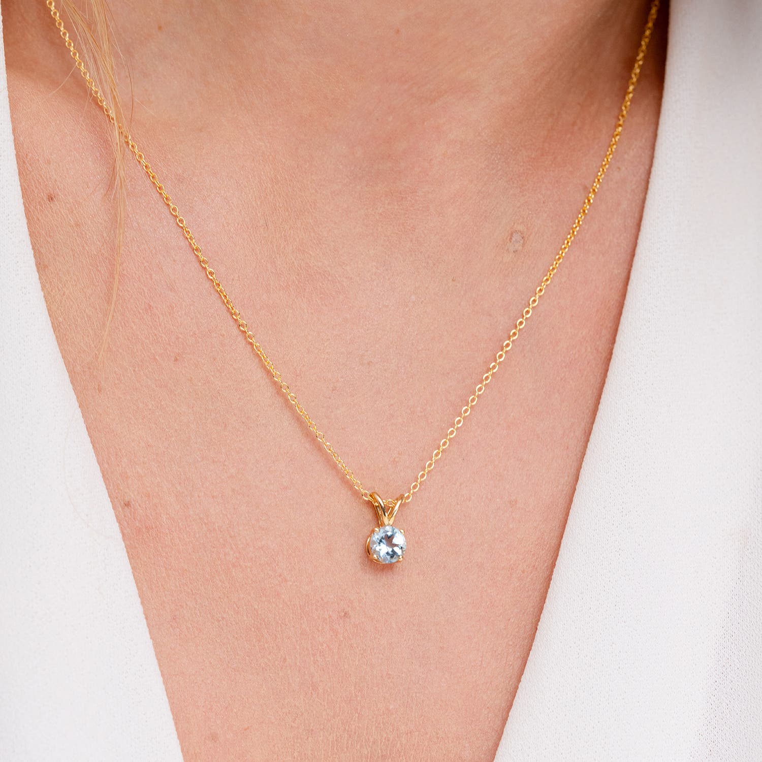 ANGARA 2.3 Ct Natural Aquamarine Pendant Necklace in 14K Solid Gold (AA) - Picture 5 of 34
