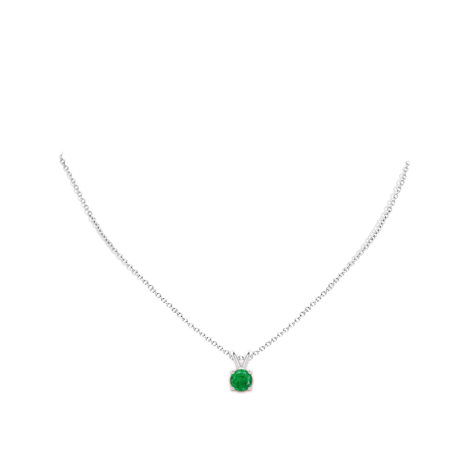7mm AA V-Bale Round Emerald Solitaire Pendant in P950 Platinum pen