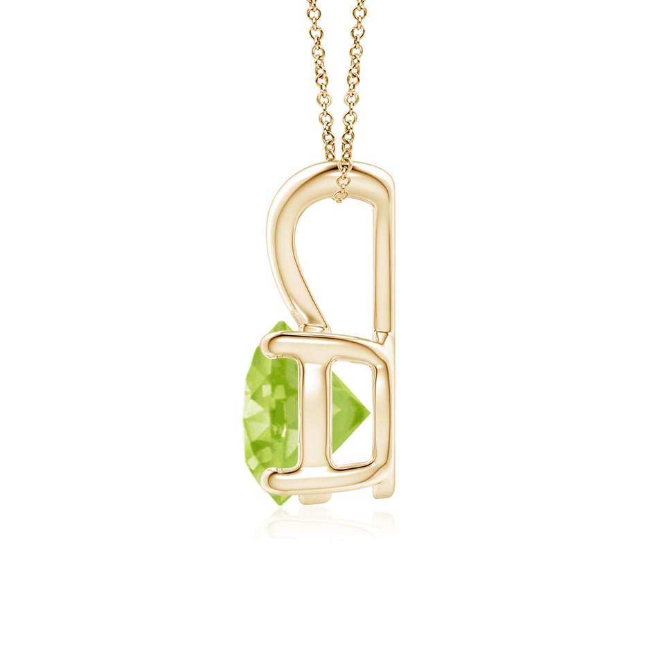7mm AA V-Bale Round Peridot Solitaire Pendant in Yellow Gold side 199