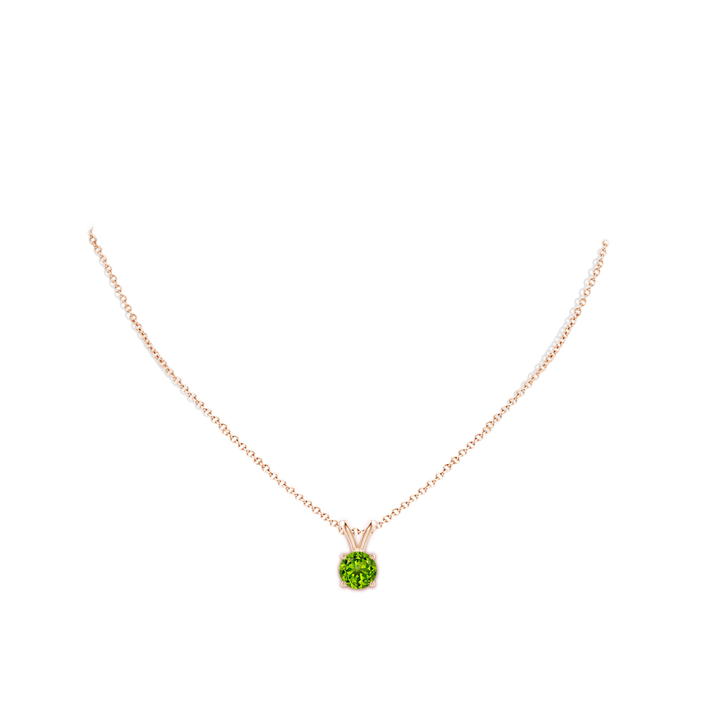 8mm AAAA V-Bale Round Peridot Solitaire Pendant in Rose Gold Body-Neck