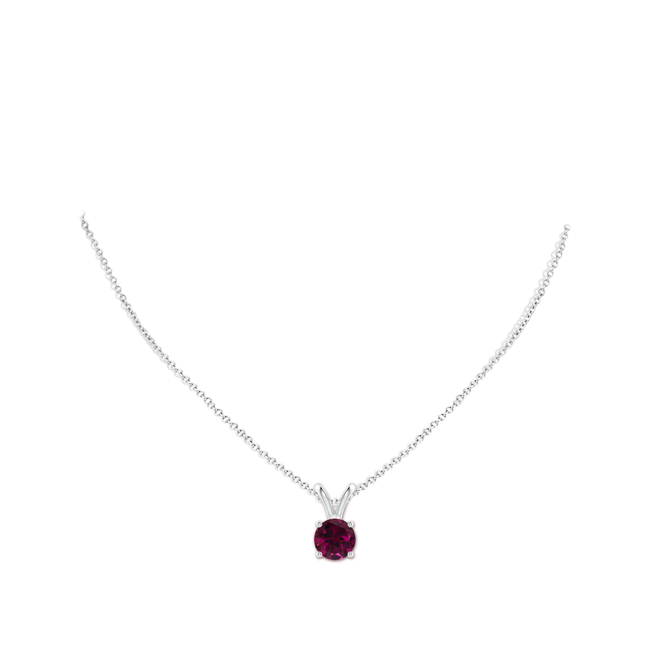 8mm AAA V-Bale Round Rhodolite Solitaire Pendant in 18K White Gold pen