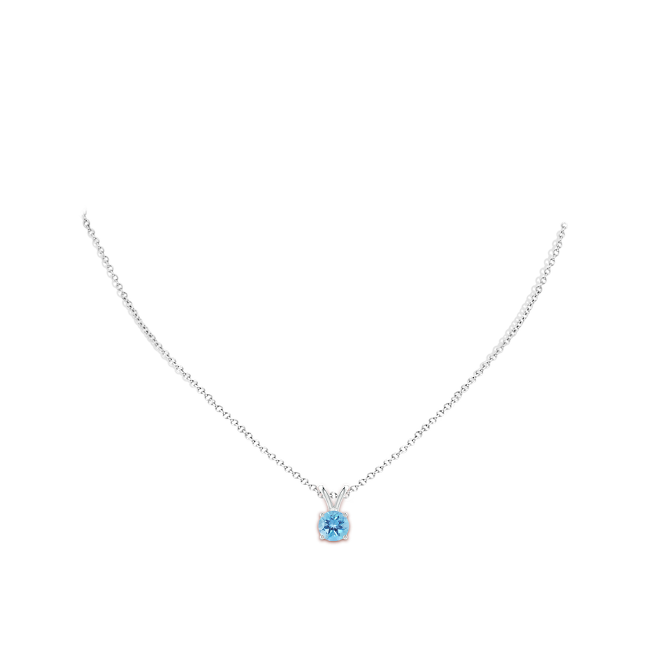 7mm A V-Bale Round Swiss Blue Topaz Solitaire Pendant in P950 Platinum pen