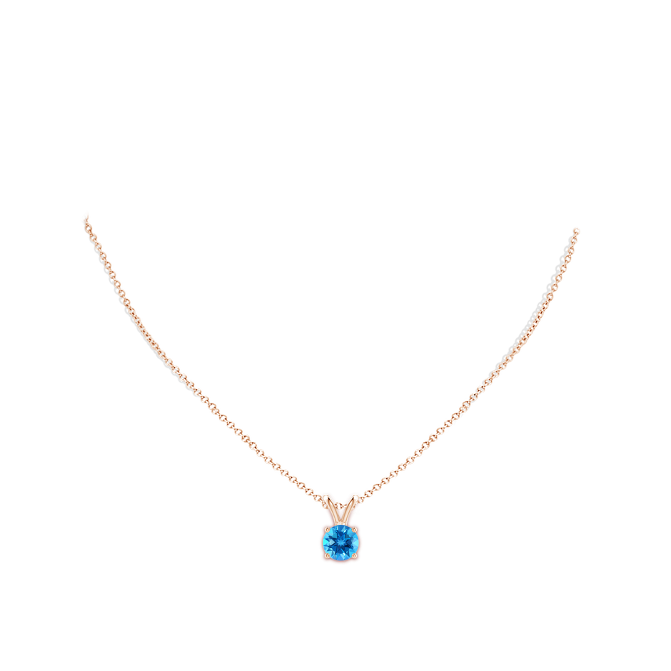 8mm AAAA V-Bale Round Swiss Blue Topaz Solitaire Pendant in Rose Gold pen