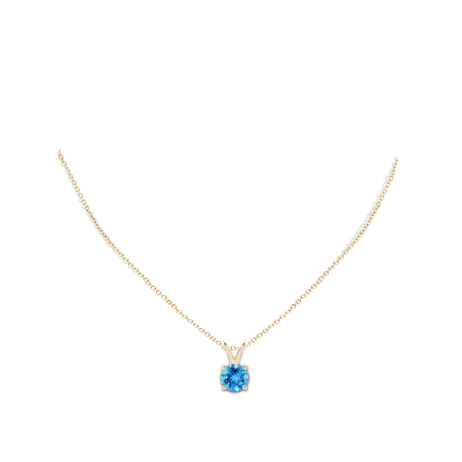 9mm AAA V-Bale Round Swiss Blue Topaz Solitaire Pendant in Yellow Gold pen