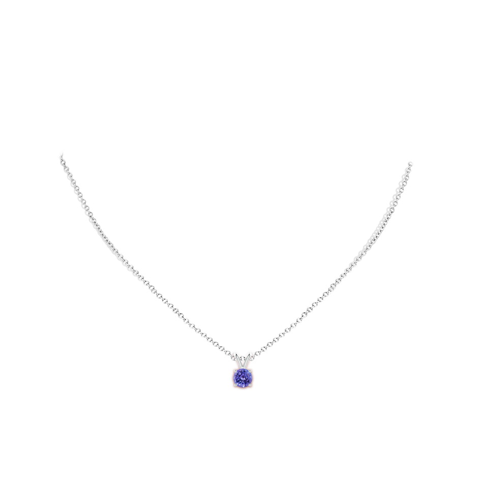 6mm AA V-Bale Round Tanzanite Solitaire Pendant in White Gold pen