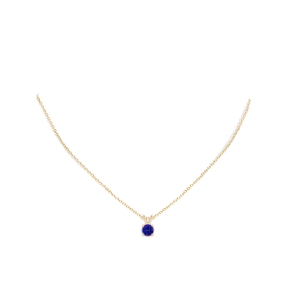 6mm AAAA V-Bale Round Tanzanite Solitaire Pendant in 18K Yellow Gold pen