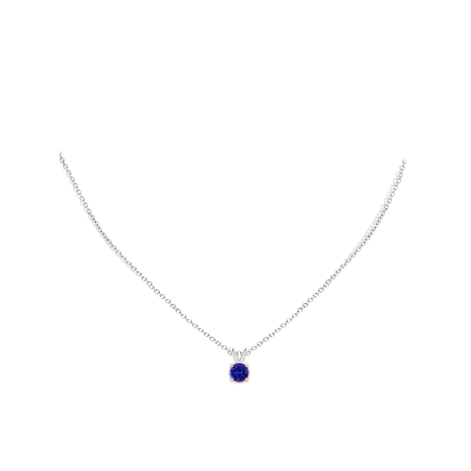 6mm AAAA V-Bale Round Tanzanite Solitaire Pendant in White Gold body-neck