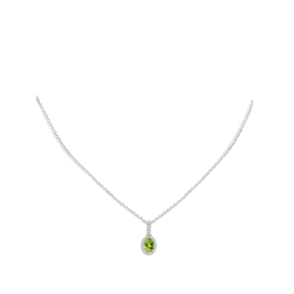 7x5mm AAA Vintage Style Oval Peridot Halo Pendant in White Gold body-neck