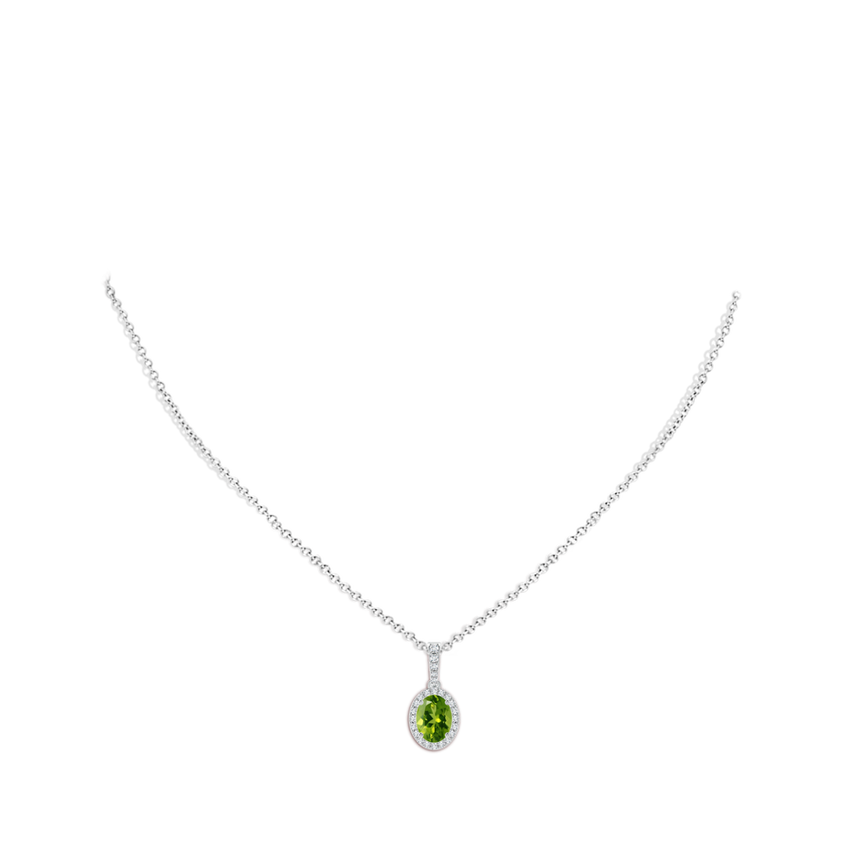 8x6mm AAAA Vintage Style Oval Peridot Halo Pendant in White Gold body-neck