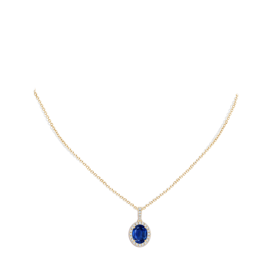 10x8mm AAA Vintage Style Oval Sapphire Halo Pendant in Yellow Gold pen