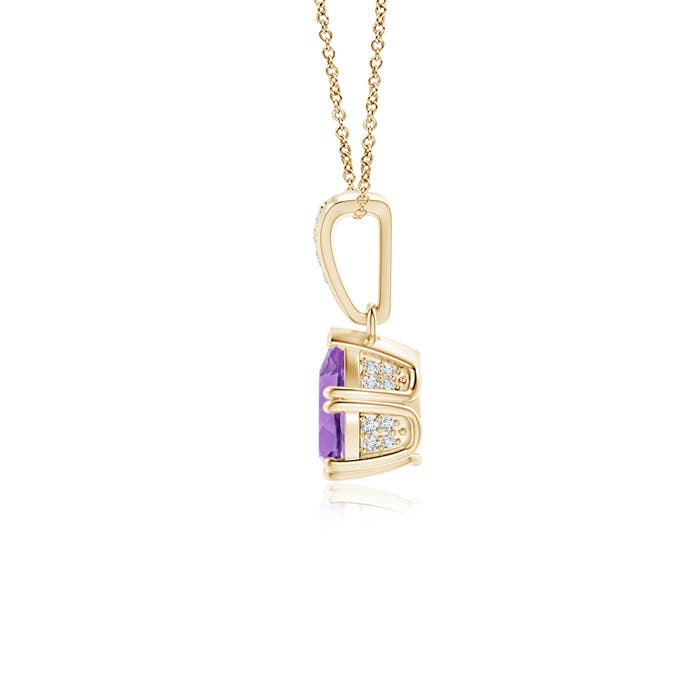 A - Amethyst / 0.71 CT / 14 KT Yellow Gold