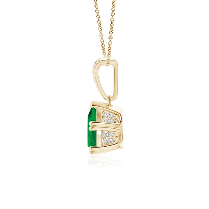 AA - Emerald / 1.1 CT / 14 KT Yellow Gold