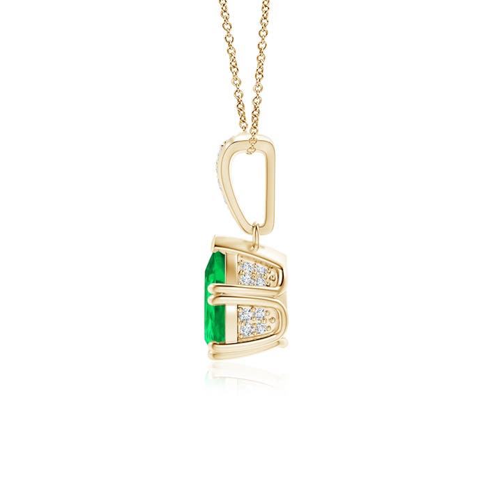 AAA - Emerald / 1.1 CT / 14 KT Yellow Gold