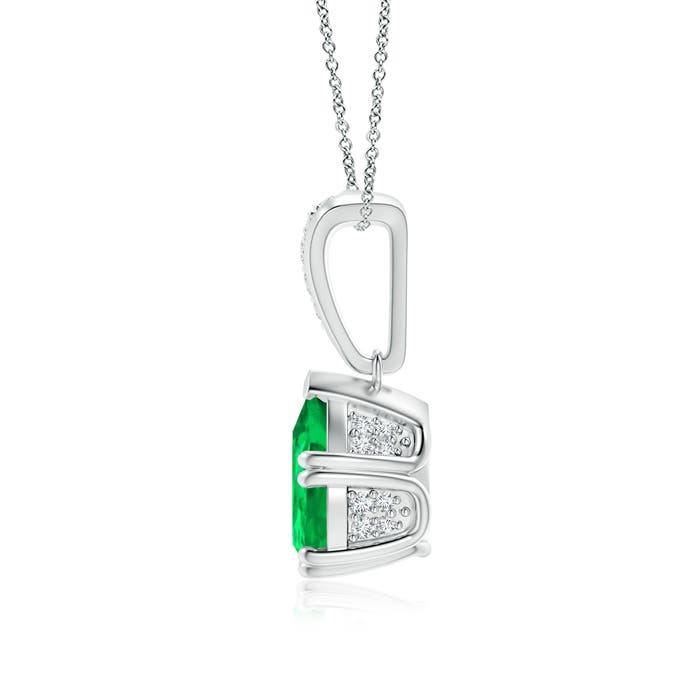 AAA - Emerald / 1.76 CT / 14 KT White Gold