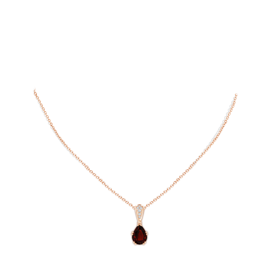 12.08x7.58x5.13mm AAAA Vintage Style GIA Certified Pear Garnet Drop Pendant in Rose Gold pen