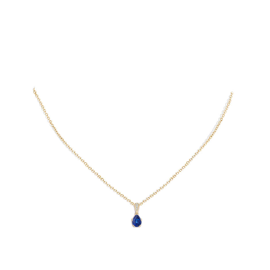 7x5mm AAA Vintage Style Pear Sapphire Drop Pendant with Diamonds in Yellow Gold pen