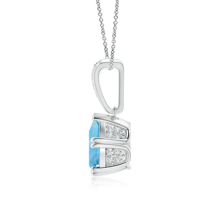 A - Swiss Blue Topaz / 2.16 CT / 14 KT White Gold