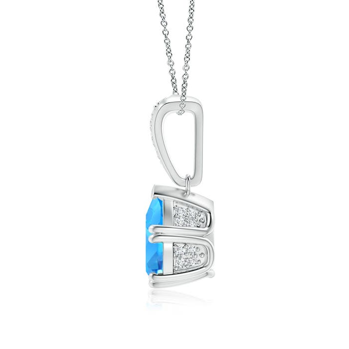 AAAA - Swiss Blue Topaz / 2.16 CT / 14 KT White Gold