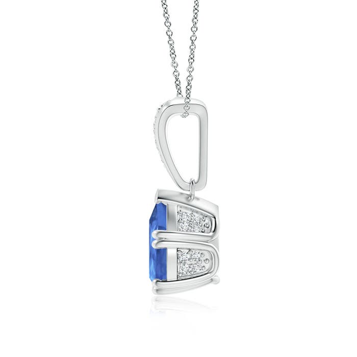 AA - Tanzanite / 1.91 CT / 14 KT White Gold