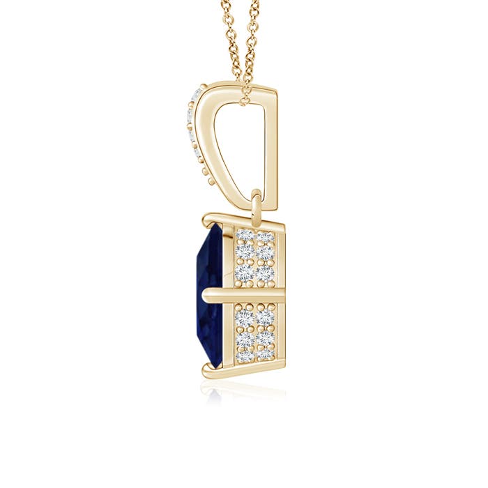 A - Blue Sapphire / 1.69 CT / 14 KT Yellow Gold