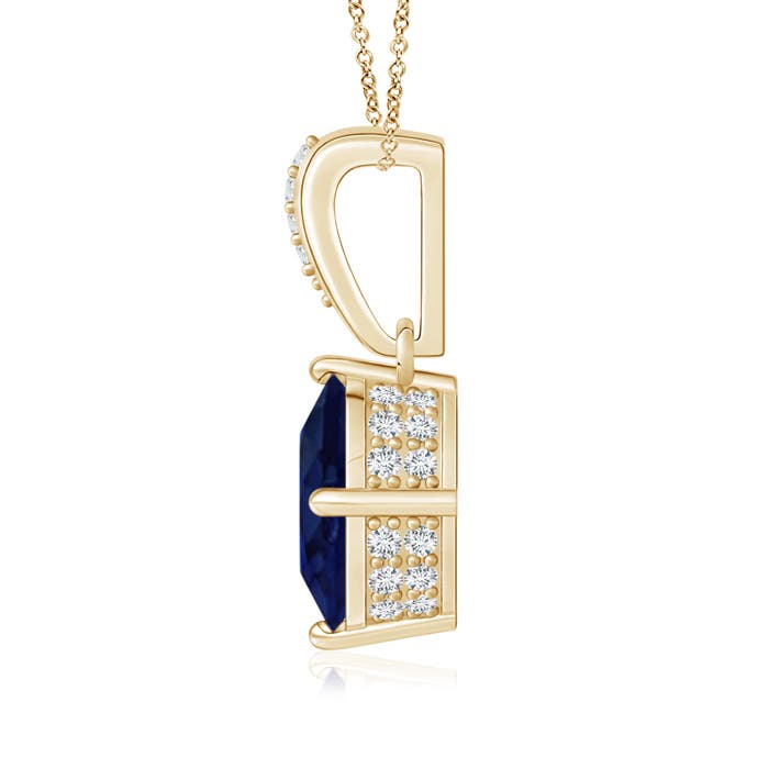 A - Blue Sapphire / 2.22 CT / 14 KT Yellow Gold