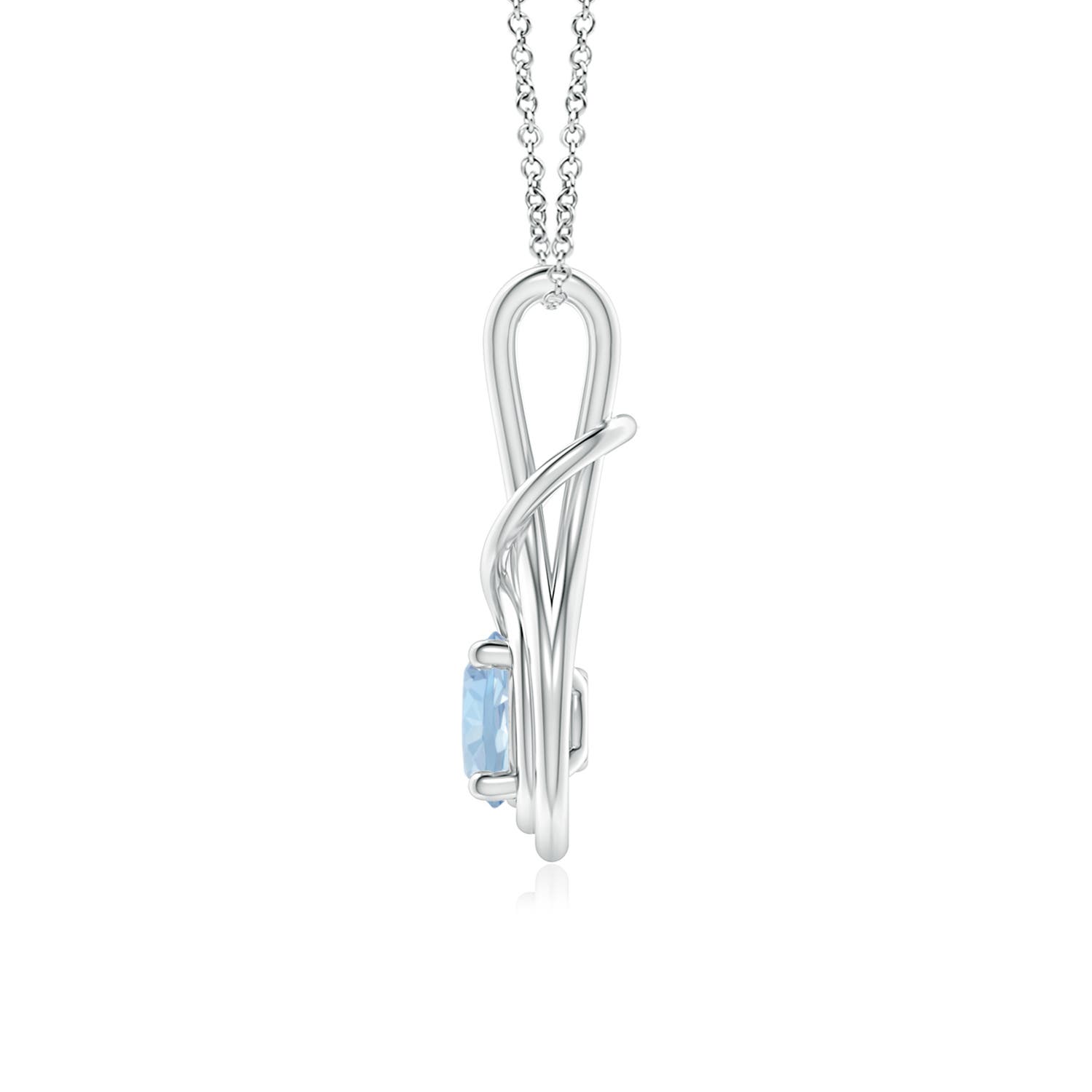 AA - Aquamarine / 0.72 CT / 14 KT White Gold